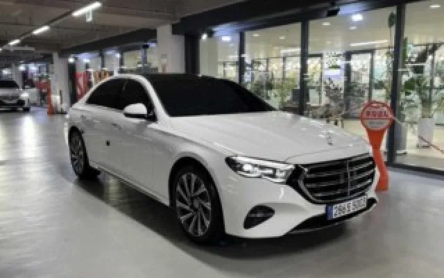 E-클래스 W214 E300 4MATIC 벤츠 2025/07 9,099km