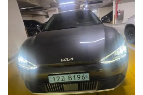 기아 EV6 기아 2022/06 85,956km